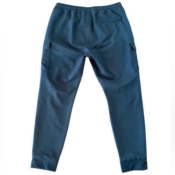 Abercrombie & Fitch Men’s Black Tech Stretch Jogger Pants - Picture 2 of 4